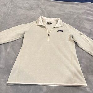 Patagonia cream colored better sweater women’s medium